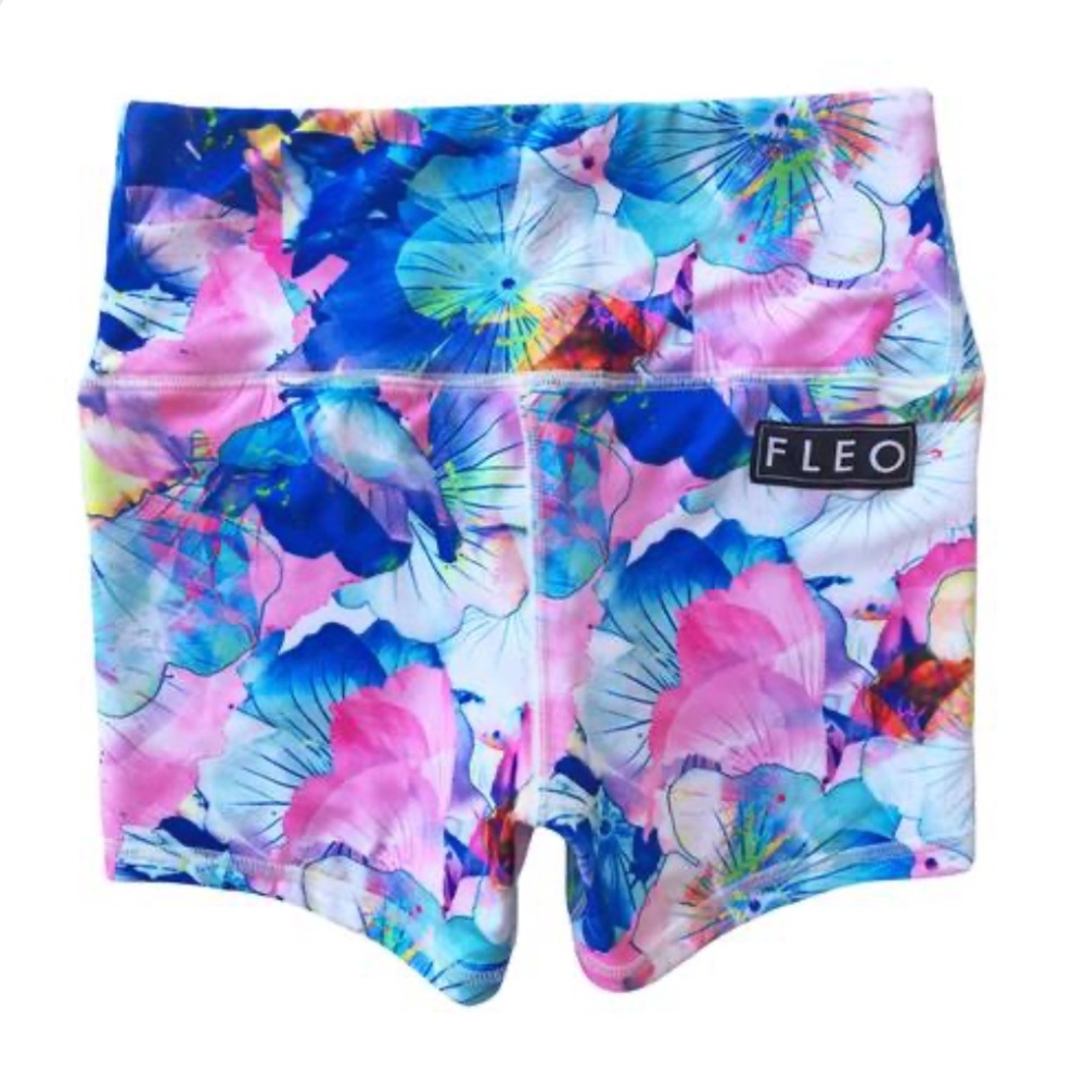 FLEO Mermaid Floral Shorts (Power High-rise) Medium